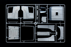 Scania R730 V8 Streamline “Silver Griffin” Kit 1:24 - 23657