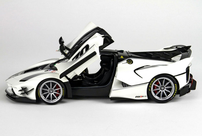 Ferrari FXX K 70 Final World Champion 2017 white stripes black 1:18 - 23849