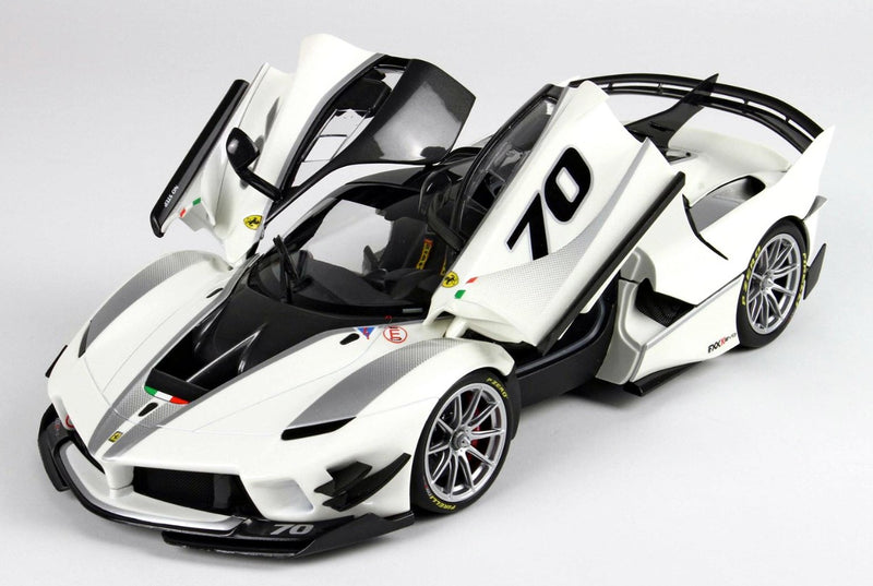 Ferrari FXX K 70 Final World Champion 2017 white stripes black 1:18 - 23851