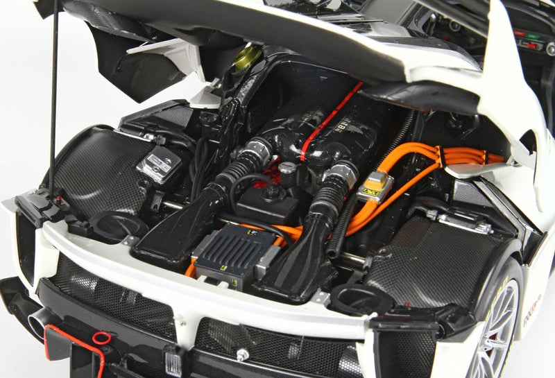 Ferrari FXX K 70 Final World Champion 2017 white stripes black 1:18 - 23854