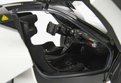 Ferrari FXX K 70 Final World Champion 2017 white stripes black 1:18 - 23855