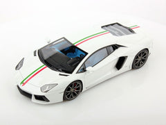 Lamborghini Aventador LP 700-4 2012 Bianco Opalis Italian Stripes 1:18 - 24013