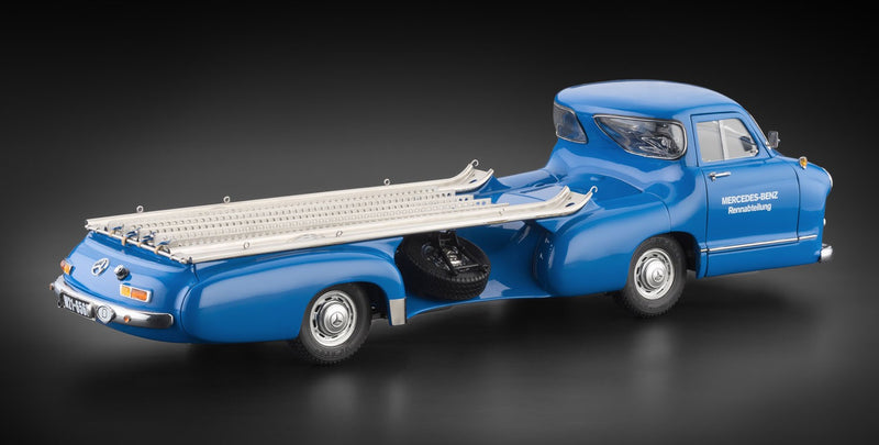 Mercedes-Benz Transporter “The blue Wonder” 1954-55 1:18 - 24079