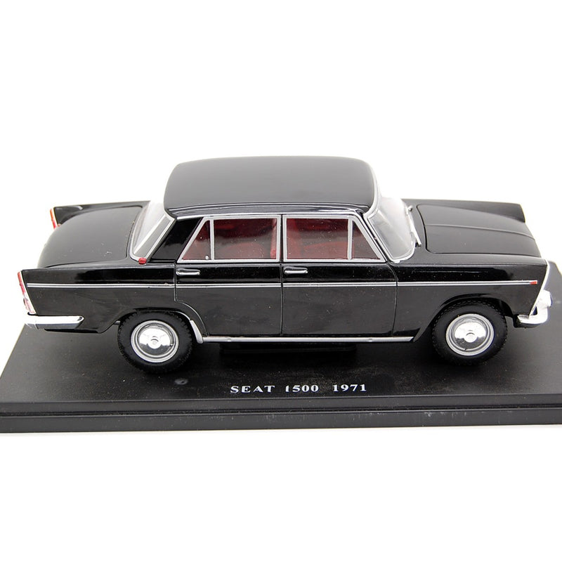 Seat 1500 1971 Black 1:24 - 25460