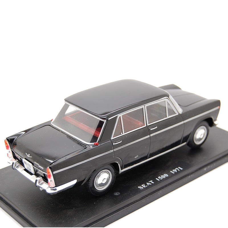 Seat 1500 1971 Black 1:24 - 25461