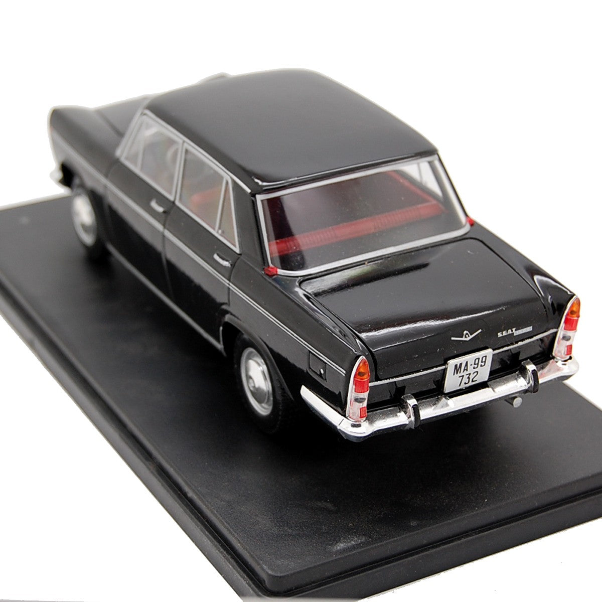 Seat 1500 1971 Black 1:24 - 25462