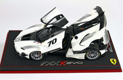 Ferrari FXX K Evo Presentazione 70 white stripes black 1:18 - 26888