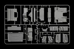 Iveco S-Way Abarth Kit Italeri 1:24-11