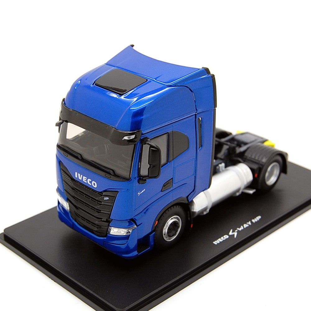 Iveco S-Way NP 2019 Tractor Truck 2-Assi blu metallizzato 1:43 - 28868