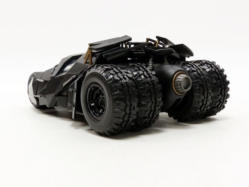 Batmobile 2008 with Batman Figure 1:24 - 2931