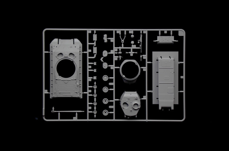 Sherman M4A3E8 Fury Starter Set Kit 1:56-8