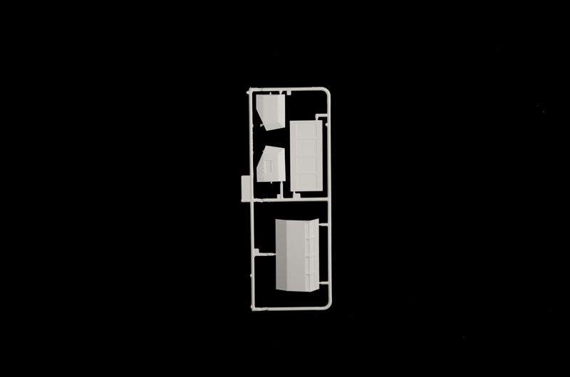 Iveco Turbostar 190.48 reefer truck Kit 1:24-11