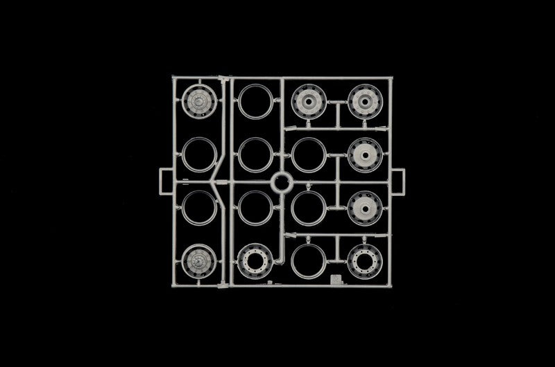 MAN F8 19.321 4x2 Kit 1:24 - 31136
