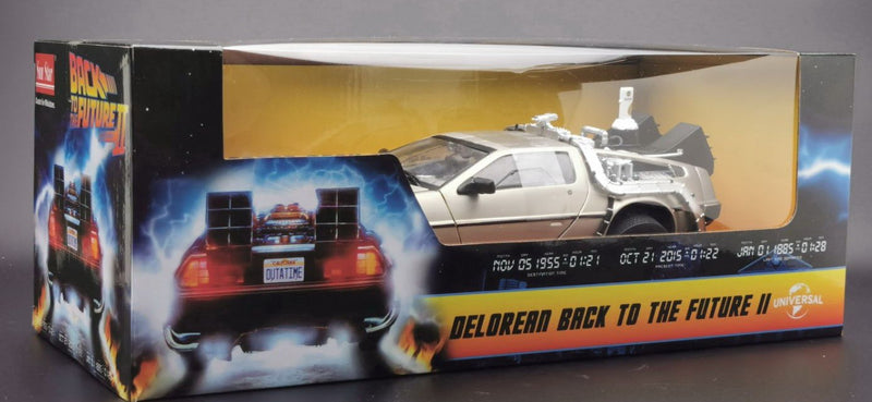 De Lorean DMC  "Back to the Future - Ritorno al Futuro" 1988 Parte II 1:18 - 32308