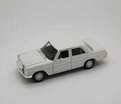 Mercedes-Benz 220 1973 White 1:24 - 33024