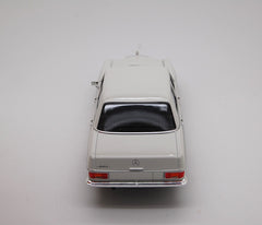 Mercedes-Benz 220 1973 White 1:24 - 33027