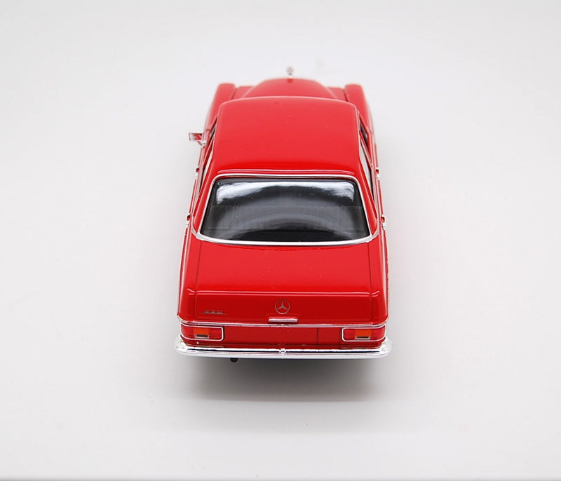 Mercedes-Benz 220 1973 Red 1:24 - 33052