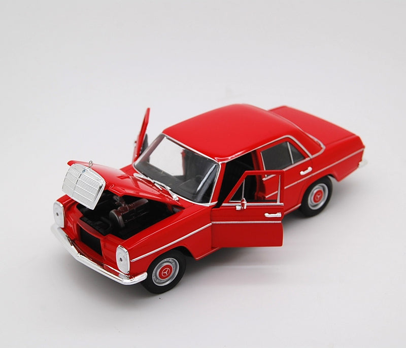 Mercedes-Benz 220 1973 Red 1:24 - 33053