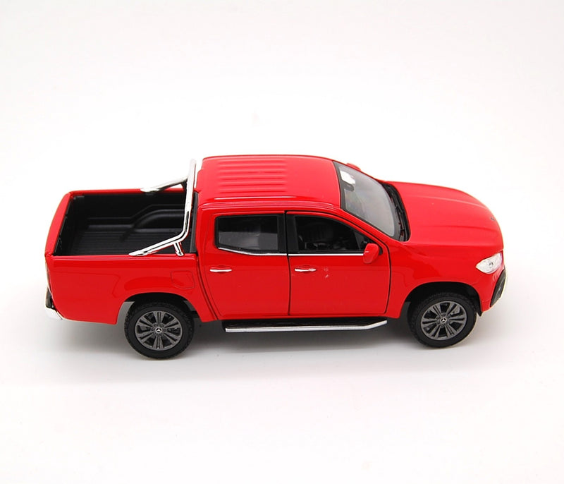 Mercedes-Benz X Class 2017 Red 1:27 - 33124