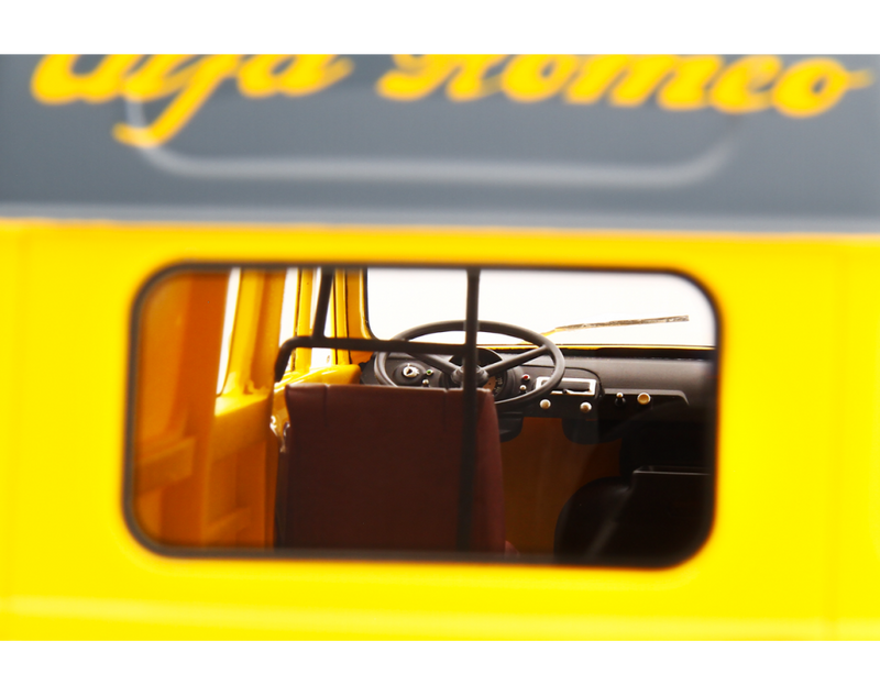 Alfa Romeo F12 Autocarro Tetto Sopralzato 1967 Assistenza Clienti Giallo 1:18-9