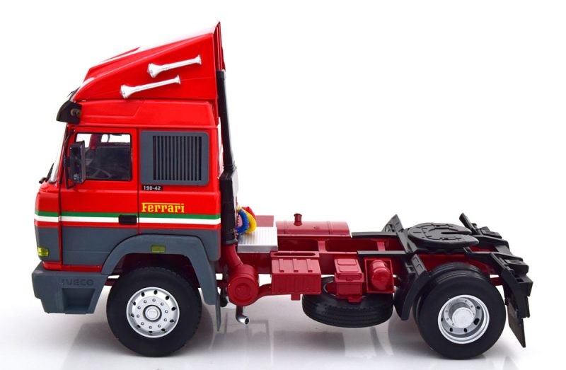Iveco Turbostar 190-42 1988 Red "Scuderia Ferrari" 1:18 - 34037