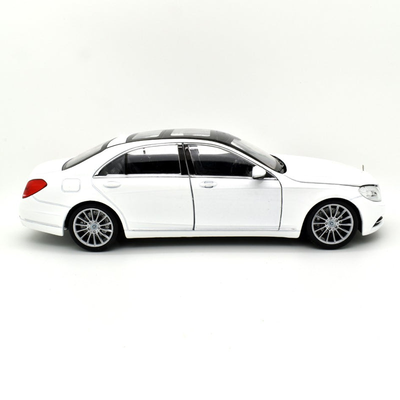 Mercedes Benz S-Klass 2013 white 1:24 - 34882