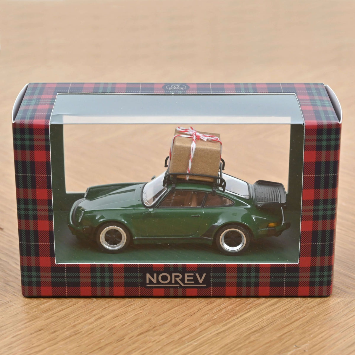 Porsche 911 Turbo 1978 Christmas Jet-car 1:43-2