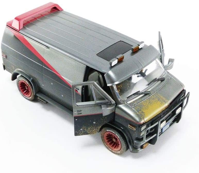 GMC Vandura 1983 "The A-Team" Weathered Version with Bullet Holes (1983-87 TV Series) 1:24 - 35477