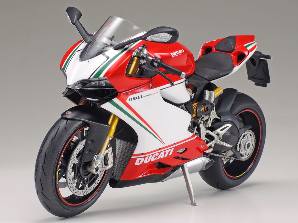 Ducati 1199 Panigale S Tricolore Kit 1:12 - 35667