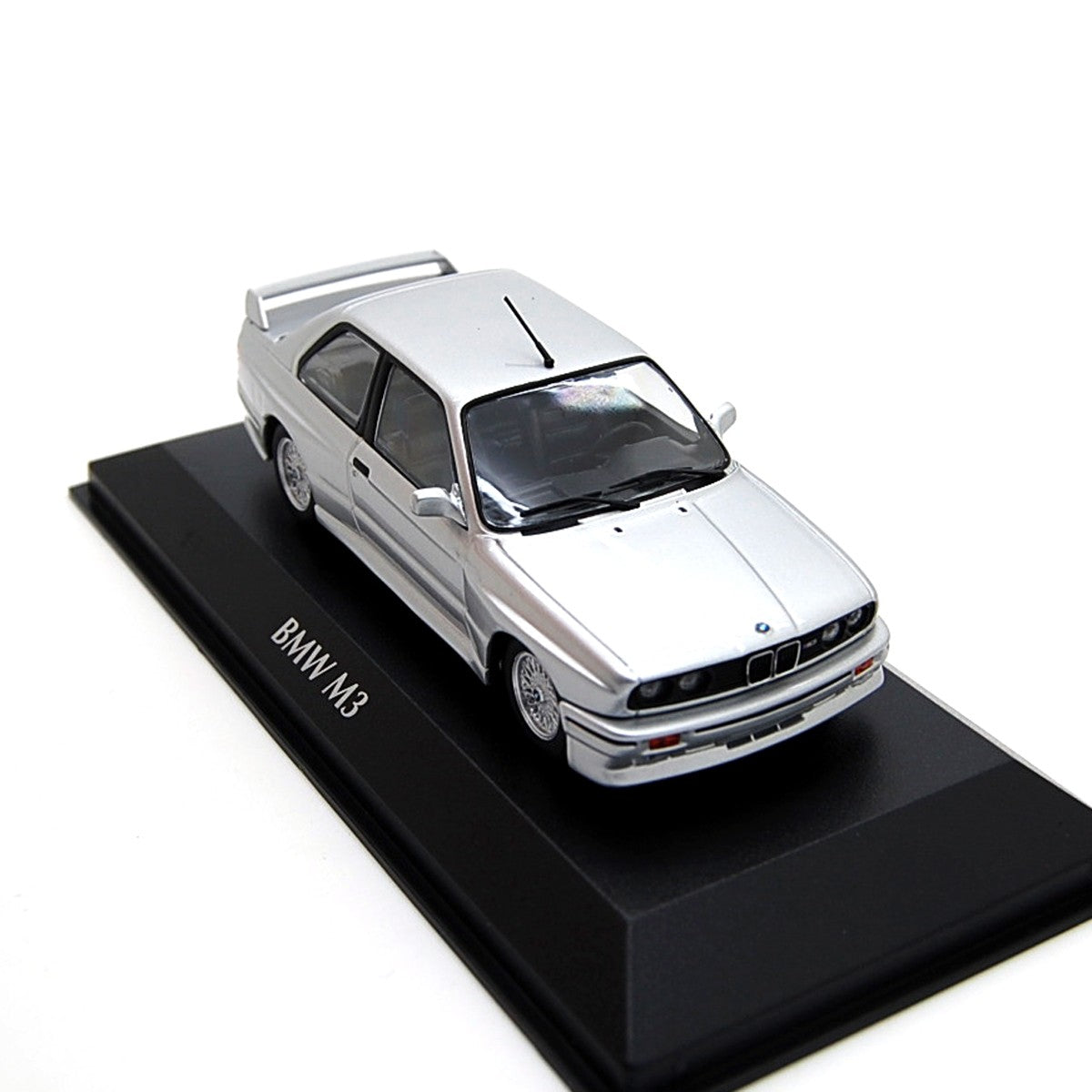 BMW E30 M3 1987 Silver metallic 1:43 - 37588