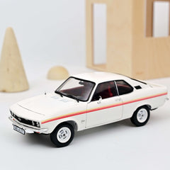 Opel Manta "Swinger" 1975 White 1:18 - 38815
