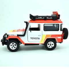 Toyota FJ40 Land Cruiser 1974  off road version with roof rack "Toyota" 1:24 - 39455