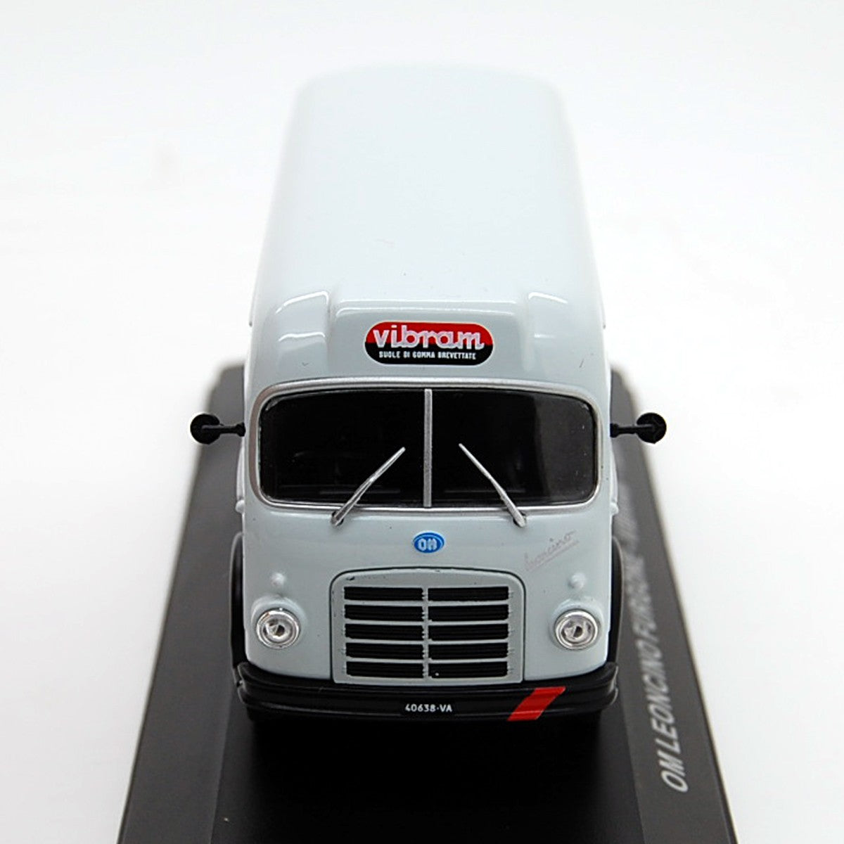 OM Leoncino Furgonato 1954 "Vibram" 1:43 - 40156