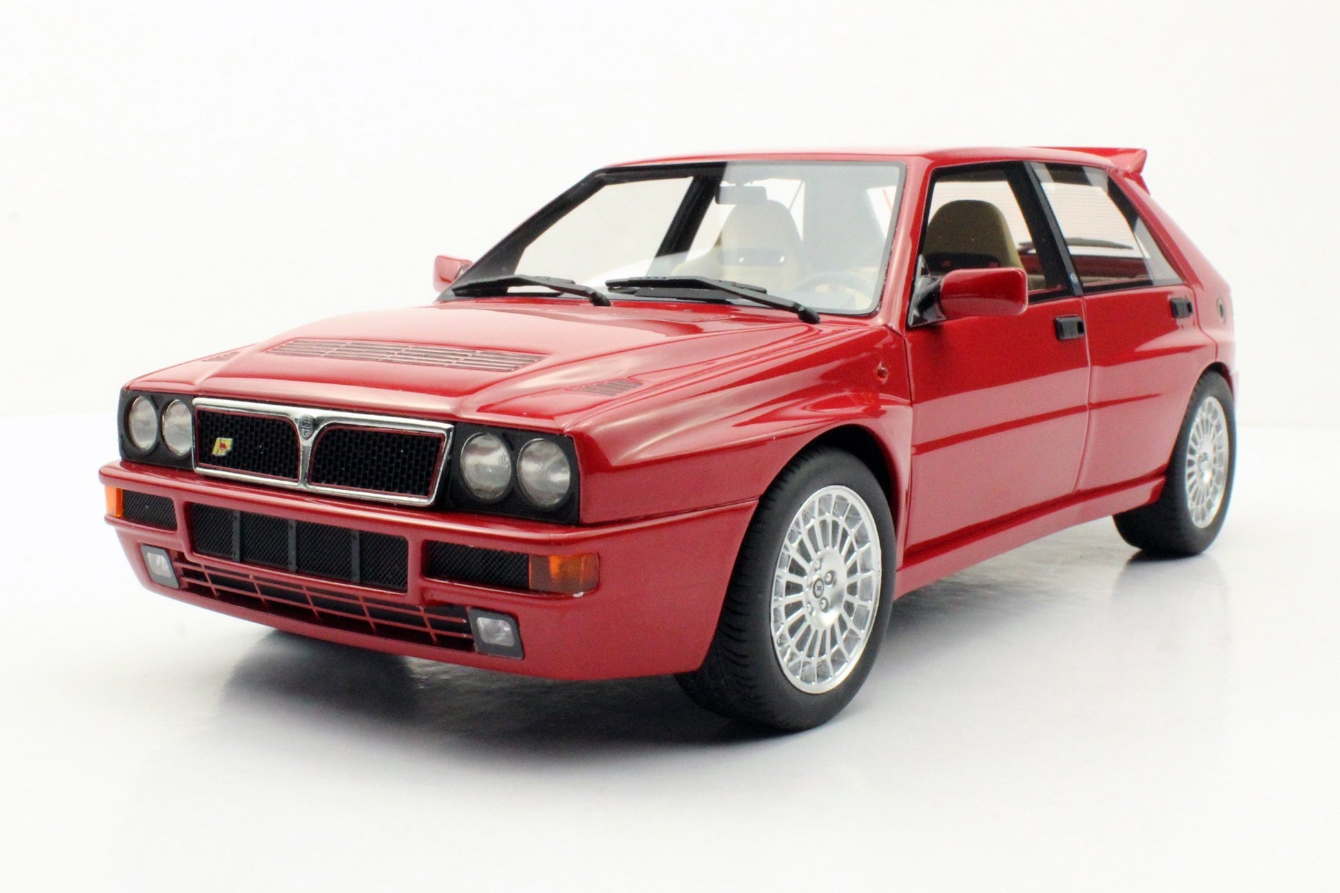 Lancia Delta Integrale Evolution II 1992 Dealers Edition Red 1:18 - 41091
