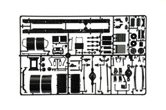 Volvo F16 Globetrotter Canvas Truck with elevator Kit 1:24 - 41357
