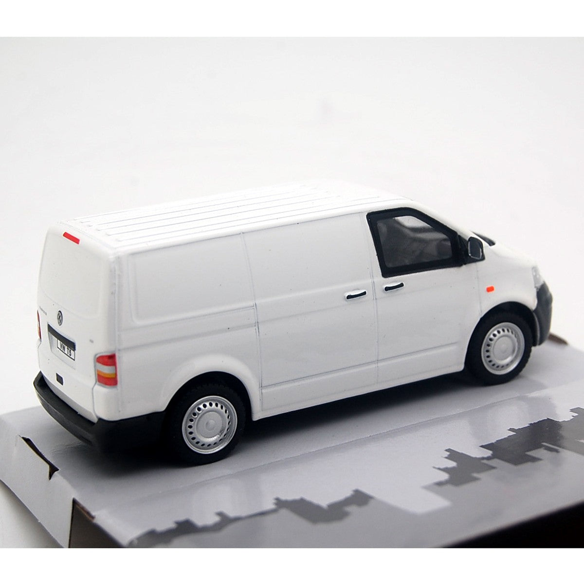 Volkswagen T5 2020 white 1:43 - 41776