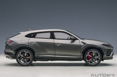 Lamborghini Urus 2016  Grigio Titans 1:18 - 41808