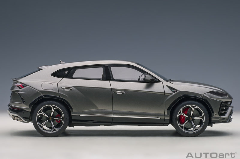 Lamborghini Urus 2016  Grigio Titans 1:18 - 41808