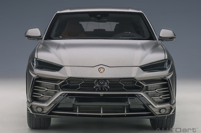 Lamborghini Urus 2016  Grigio Titans 1:18 - 41809