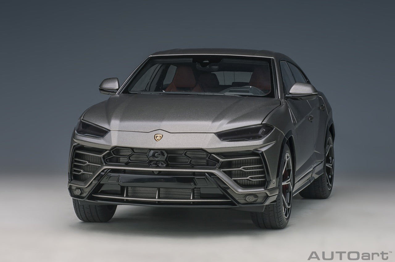 Lamborghini Urus 2016  Grigio Titans 1:18 - 41818