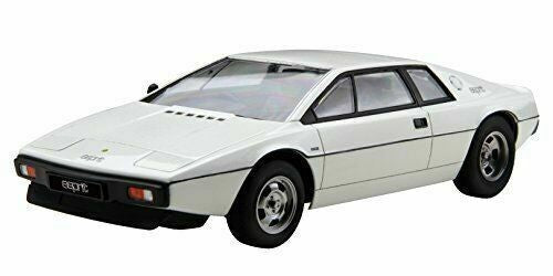 Lotus Esprit S1 white Kit 1:24 - 41836
