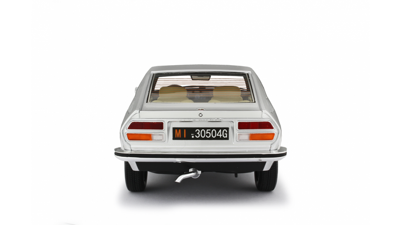 Alfa Romeo Alfetta GT 1.6 1976 Grigio metallizzato 1:18 - 42915