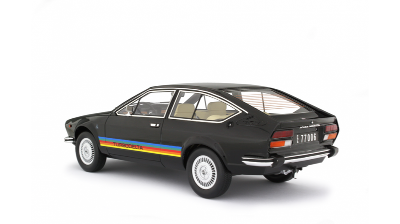 Alfa Romeo Alfetta GTV 2000 Turbodelta 1979 Nero 1:18 - 43030