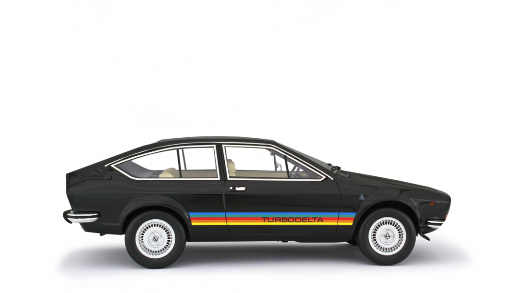 Alfa Romeo Alfetta GTV 2000 Turbodelta 1979 Nero 1:18 - 43032