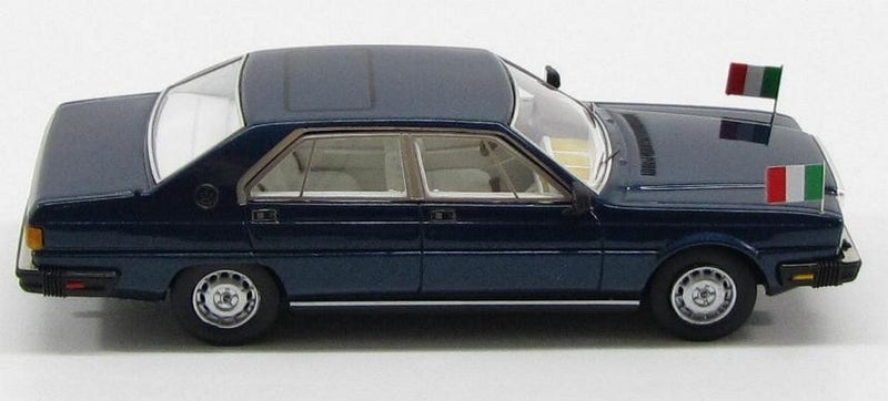 Maserati Quattroporte III 4.9 Presidenziale 1983 Blu Sera Metallizzato Presidente Pertini 1:43 - 43142