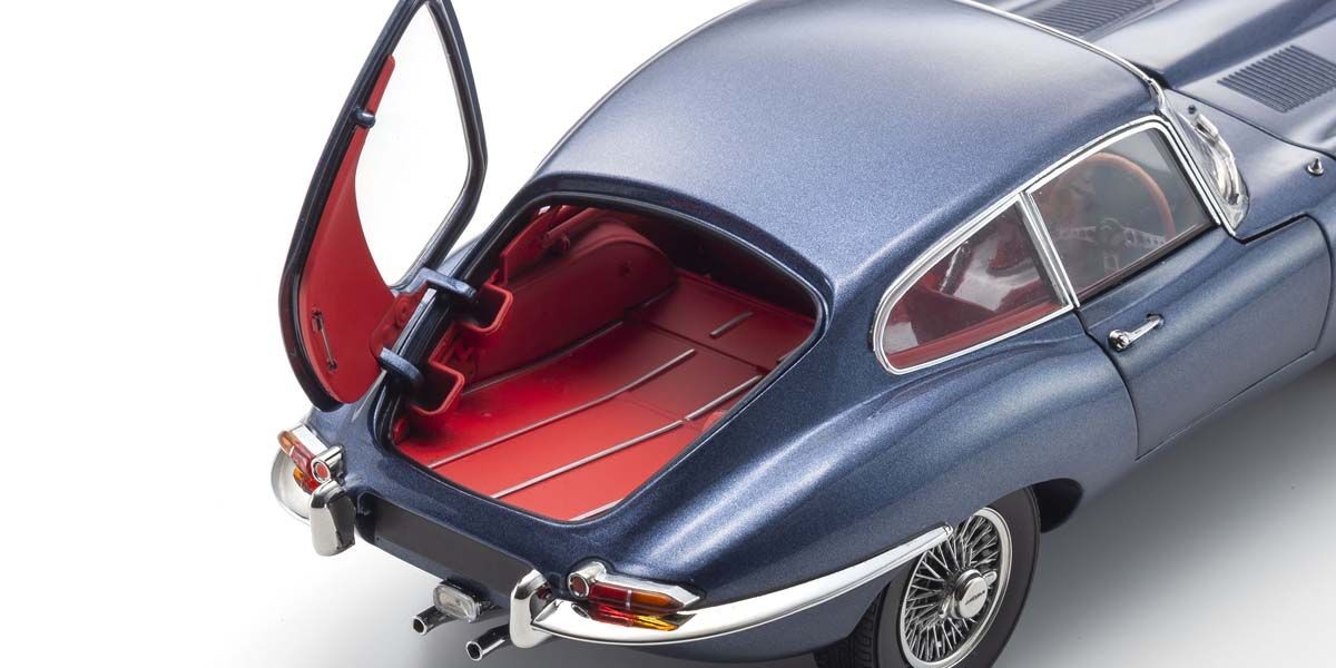 Jaguar E-Type coupe series I 3.8 Blue Metallic 1:18 - 43214