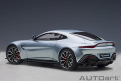 Aston Martin Vantage 2019 skyfall argento 1:18 - 44043