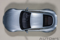 Aston Martin Vantage 2019 skyfall argento 1:18 - 44048