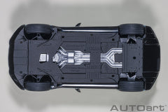 Aston Martin Vantage 2019 skyfall argento 1:18 - 44049