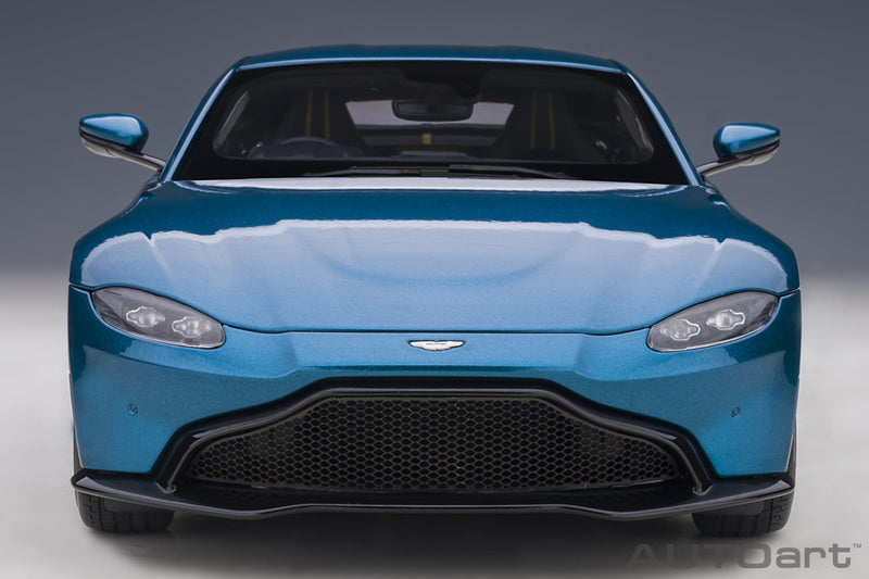 Aston Martin Vantage 2019 Ming Blue 1:18 - 44072